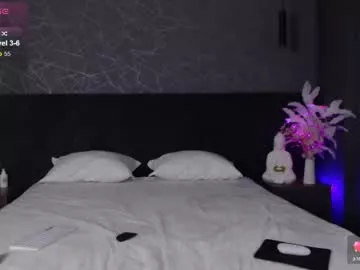 Freechat angelees_ on Chaturbate