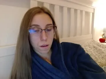 Offline barelylegalblondy on Chaturbate