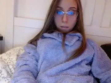 Offline barelylegalblondy on Chaturbate