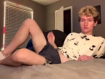 Offline blonde_boi99 on Chaturbate