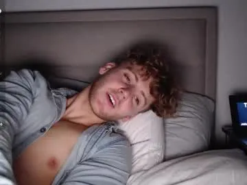 Offline dominantalex182 on Chaturbate