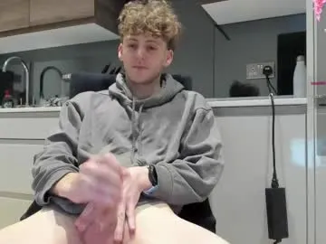 Offline dominantalex182 on Chaturbate