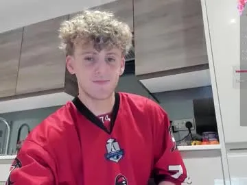 Offline dominantalex182 on Chaturbate