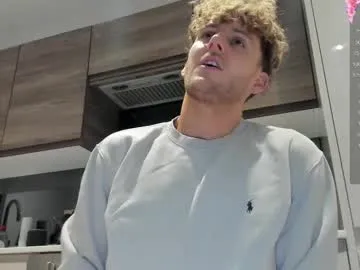 Offline dominantalex182 on Chaturbate