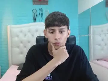 Offline draxblade on Chaturbate