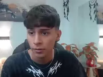 Offline draxblade on Chaturbate