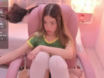 Offline dulce_powl on Chaturbate