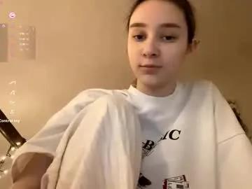 edlinhazleton — GOAL: shos legs! 