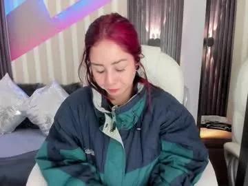 emily_layton — GOAL: Fuck my pussy hard with the machine for 6 minutes + lots of cum [315 tokens remaining] Welcome to my room! #18 #pantyhose #anal #redhair #latex