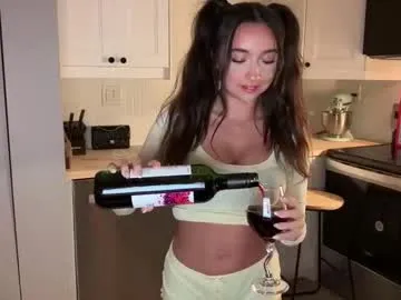 Freechat emilyfawn on Chaturbate