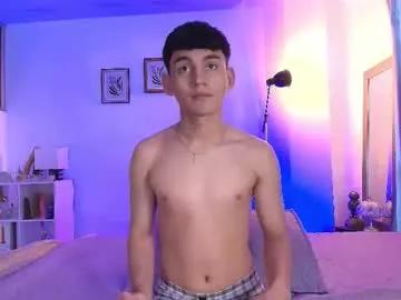 estebanperez_ — fuck me daddy #bigass #lovense #young #feet #bigdick [999 tokens remaining]