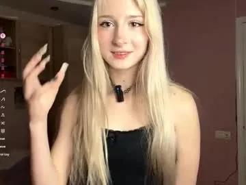 evaqt — Hi! im Eva and im #new here! GOALRide a pillowLove pattern 222tk #18 #skinny #shy #lovense [102 tokens remaining]