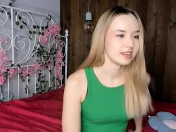 Offline fletahargenrader on Chaturbate