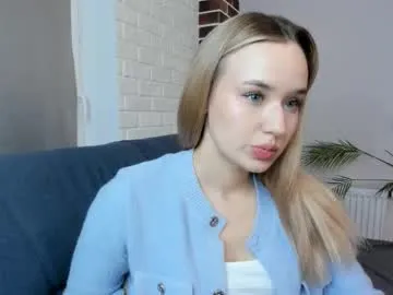 Offline fletahargenrader on Chaturbate