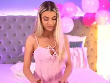 Offline hailey_madow on Chaturbate