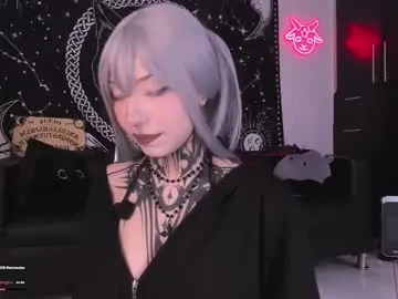 Offline hazellwitch on Chaturbate