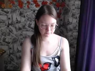 honey_mood — GOAL: lower the straps and caress the neck and dcollet [18 tokens remaining] Welcome! Let me tease you and bring you to the boiling point. #shy #natural #cute #tease #smalltits