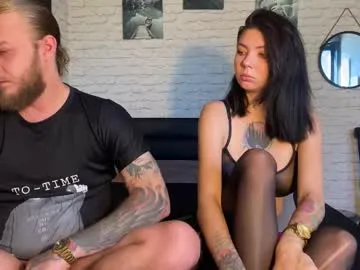 Offline hotcoupleee2020 on Chaturbate