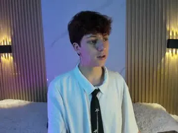 Offline im_daren on Chaturbate