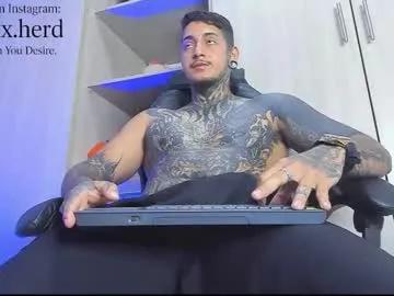 jaxxxonherd on Chaturbate 