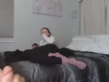 Offline katynowhere on Chaturbate