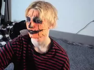 Offline kessy_white on Chaturbate