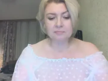 laramrs on Chaturbate