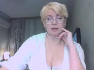 laramrs on Chaturbate