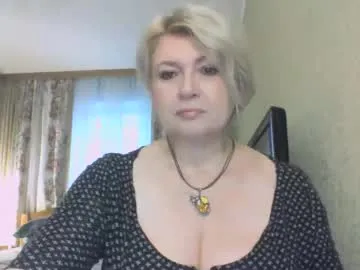 laramrs on Chaturbate