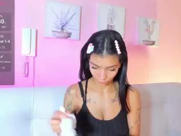 laura_aristizabal_19 — GOAL: naked and twerking [138 tokens remaining] Welcome to my room! #teen #bigboobs #bigtits #erotic #pvt