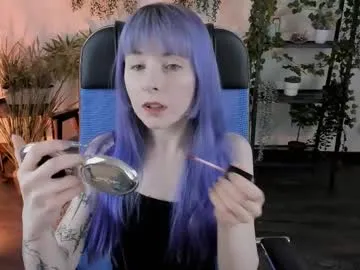 Offline lexiwenford on Chaturbate