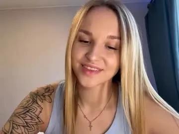 lezlielowe — Goal so big smile for you Hey there, I'm Mia, 18 years old im new here lets meet each other! #blonde #new #smalltits #18 #skinny [15 tokens remaining]