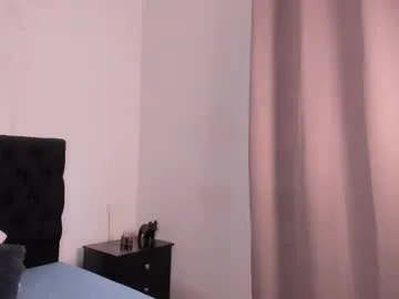 Offline lucio__fox on Chaturbate