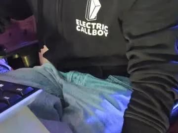 luckydrakex — Luckydrakex's room #french #goth #uncut #straight #c2c