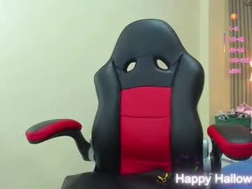 Offline magievans1 on Chaturbate