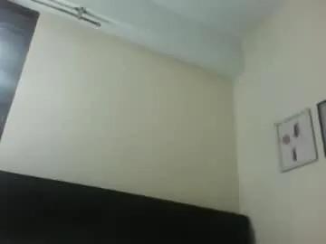 majo_gomezz — squit [490 tokens remaining] #hairypussy #socks #18 #lush #leggings