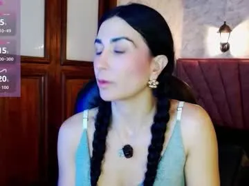 Offline mariana96_ on Chaturbate