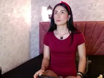 Offline mariana96_ on Chaturbate