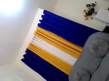 Offline mia_kiss_lashes on Chaturbate