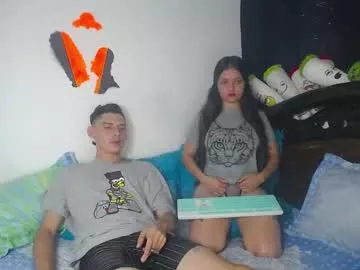 Freechat miahells on Chaturbate