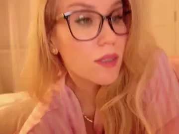 Offline myassistant on Chaturbate