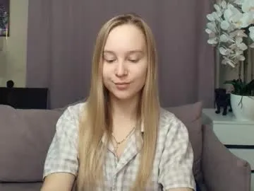 Offline nicolavanderbie on Chaturbate
