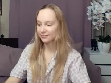 Offline nicolavanderbie on Chaturbate