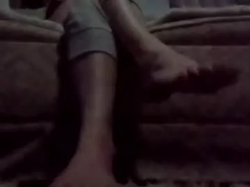 pizzedwife on Chaturbate