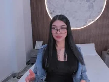 Offline rosecassie on Chaturbate