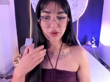 Offline rosecassie on Chaturbate