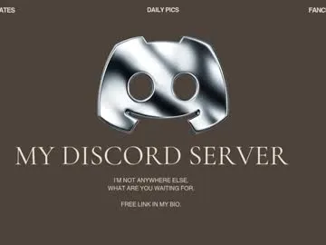 Offline rosiebones on Chaturbate