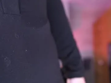 Offline rosyemily on Chaturbate