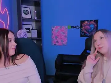 Offline tiffani_murr on Chaturbate