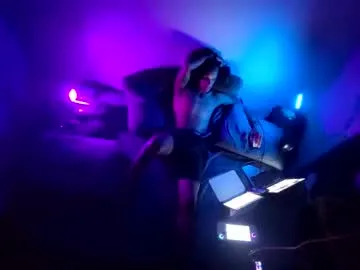 Freechat uniballboy on Chaturbate